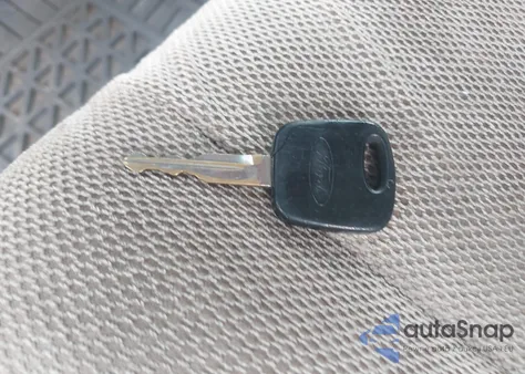 2002 Ford F-150 Xl/Xlt z USA, uszkodzony, nr VIN 1FTRX17272NB06970